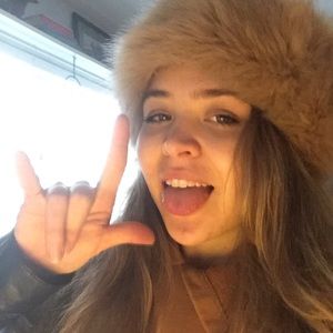 Meet your Posher, Shauna